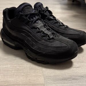 Nike Men's Triple Black Air Max Sneakers
